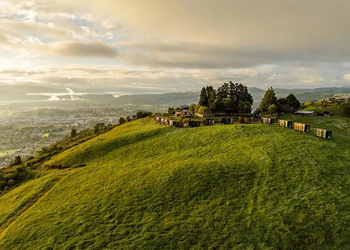 Aorangi Peak 1 By Tiny Away Rotorua